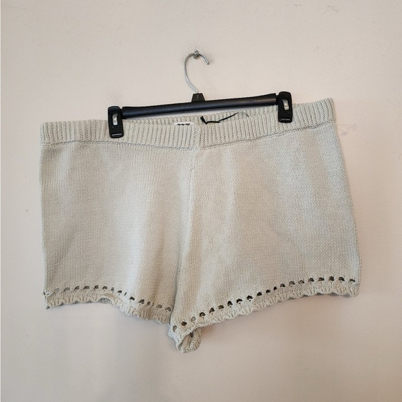 Future Collective knited shorts size 2xl light green - Picture 1 of 3